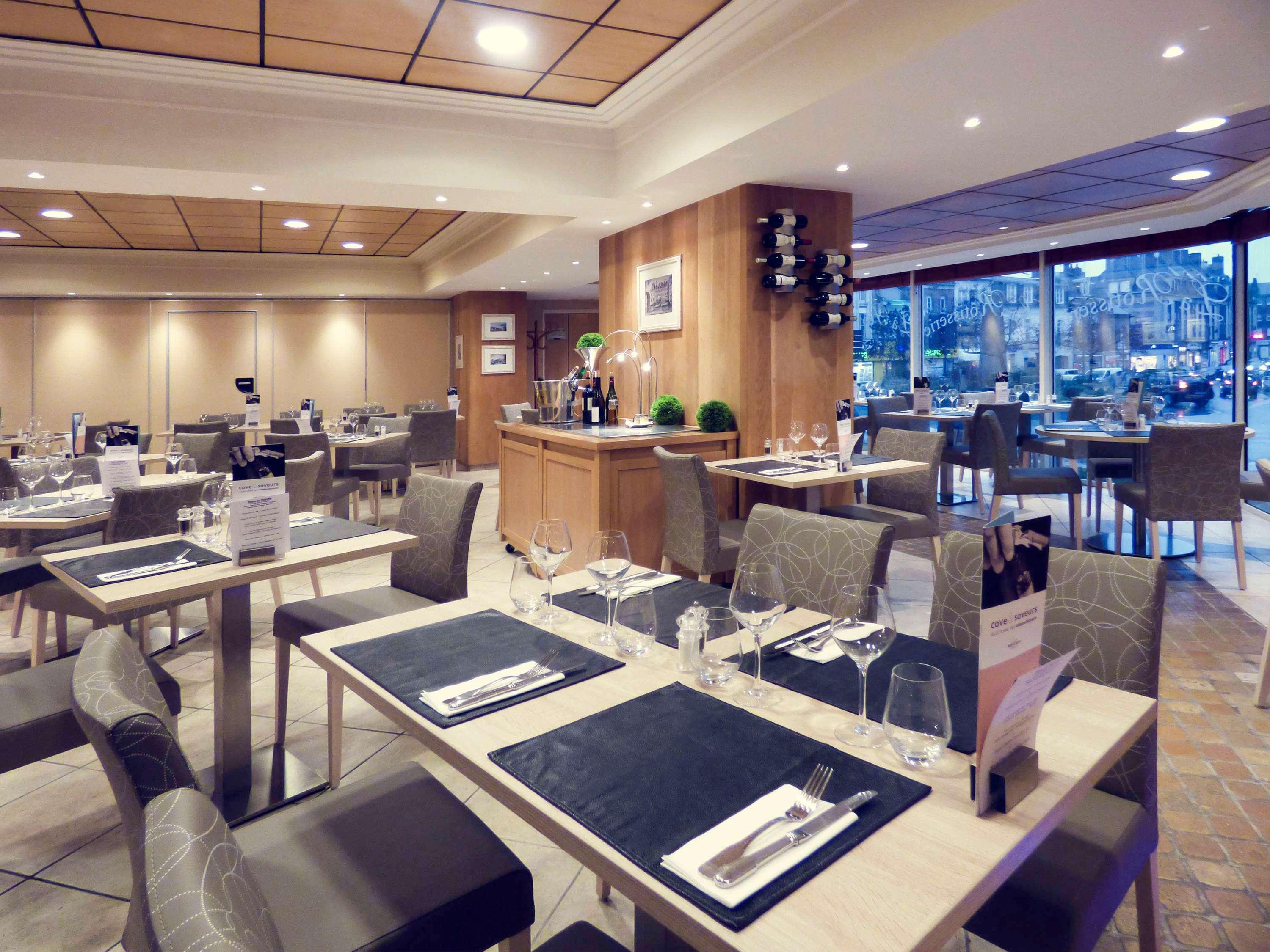 Hotel Mercure Centre - Porte De La Baie De Somme Abbeville
