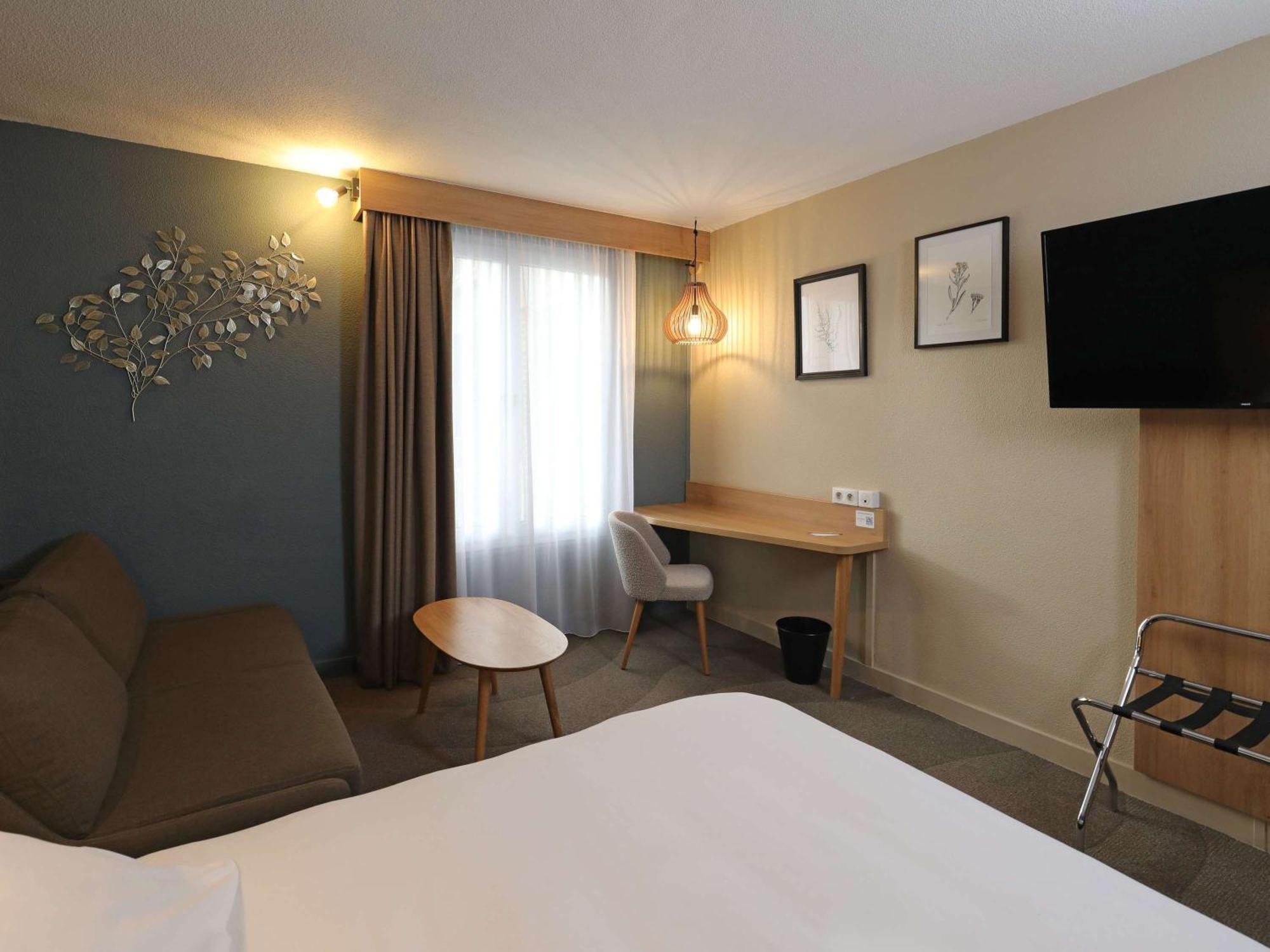 Hotel Mercure Centre - Porte De La Baie De Somme 4*