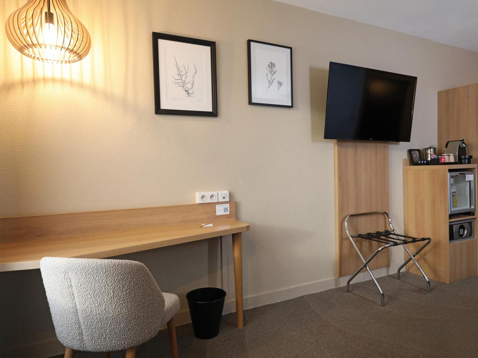 Mercure Centre - Porte De La Baie De Somme Hotel